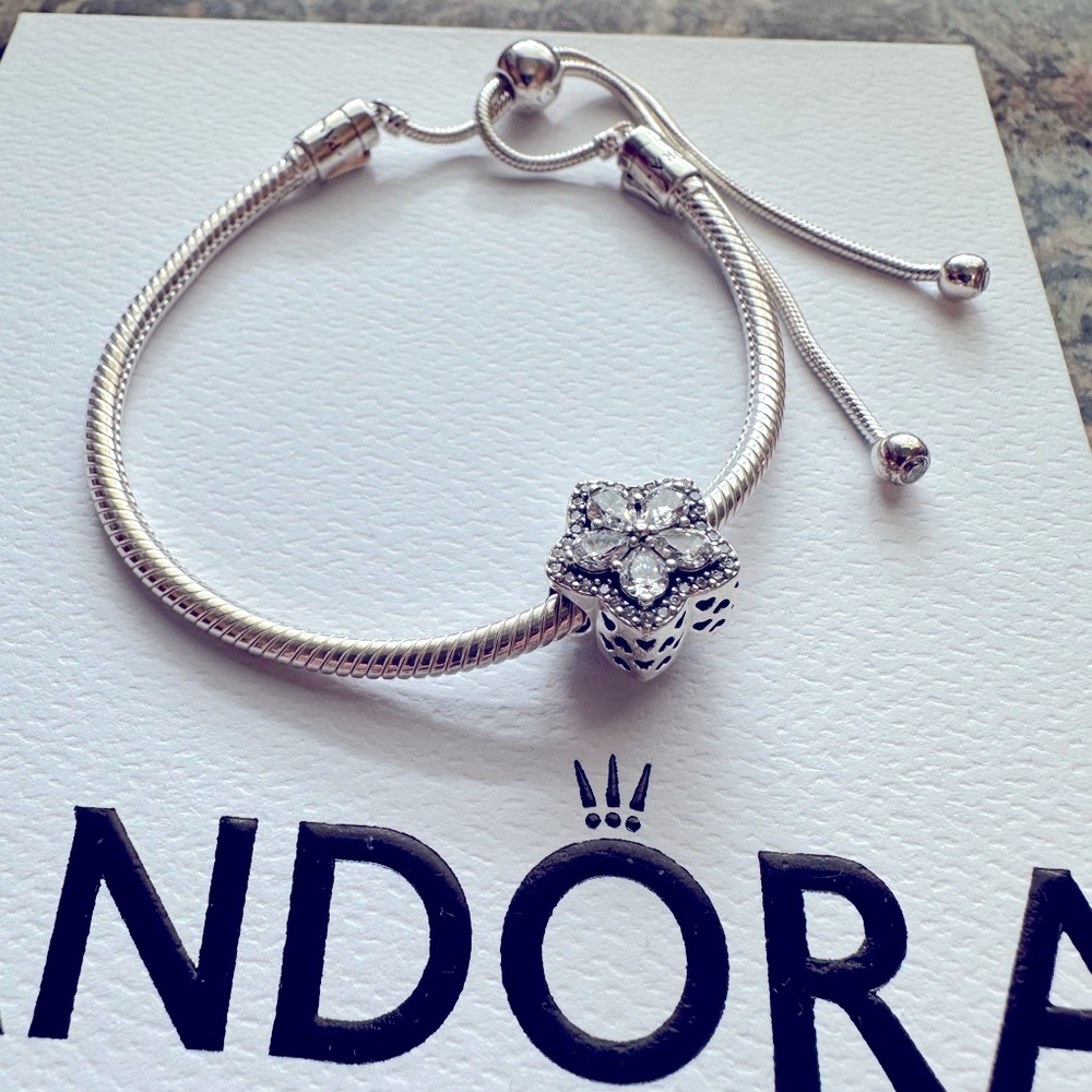 Pandora Sparkling Snowflake Sliding Bracelet Set